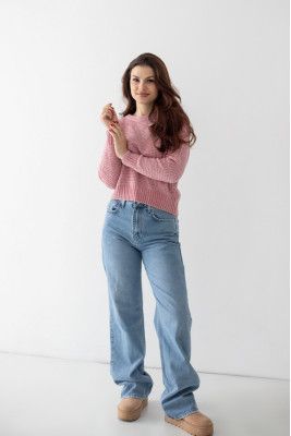 Светр жіночий